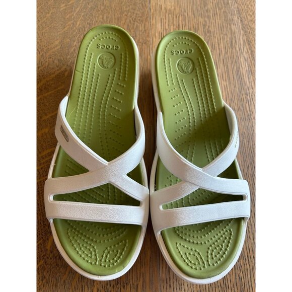 Crocs Women’s sandals‎ size 9 - Picture 1 of 6